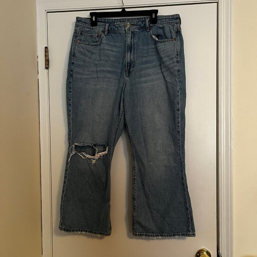American Eagle Size 18 SHORT Highest Rise 90s Flare Light Wash Jeans Distressed